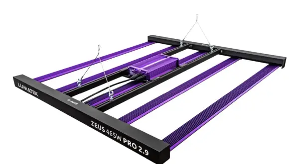 Lampada LED Lumatek Zeus 465W Pro 2.9 con barre viola e driver centrale.